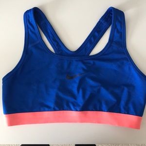 Nike Pro medium support Sports Bra